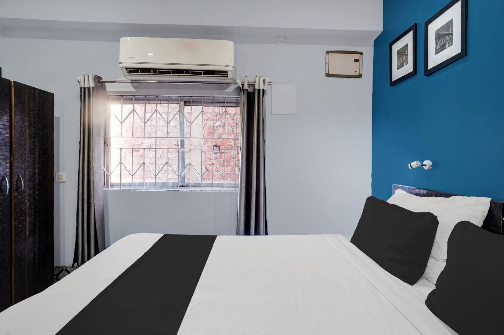 Super Hotel O Noonmati Guwahati Formerly Hotel Sundari Buitenkant foto
